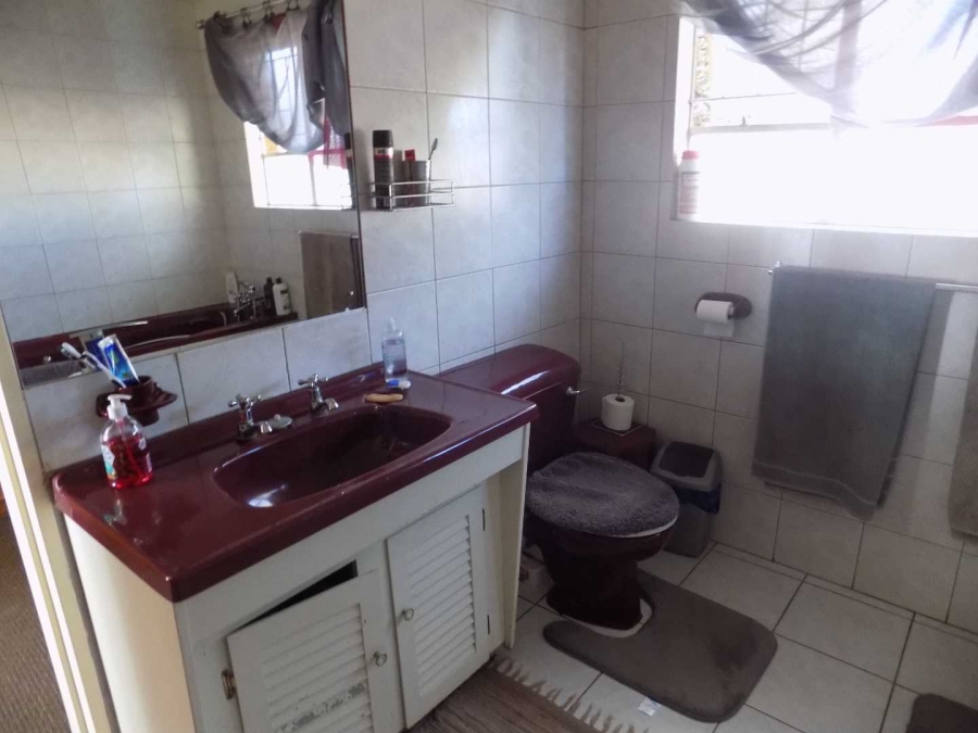 4 Bedroom Property for Sale in Universitas Ridge Free State